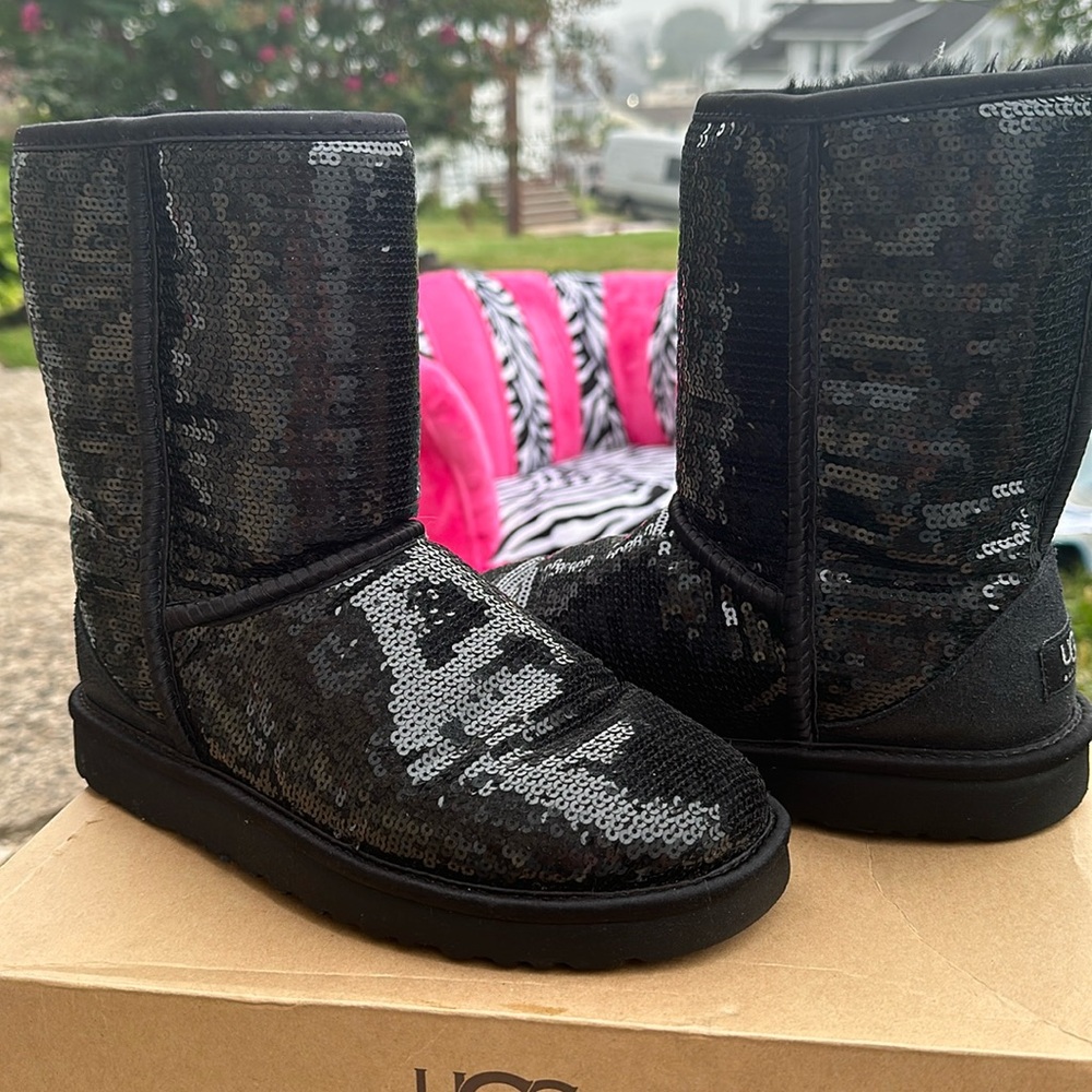 Usted Classic short sparkle Ugg boots